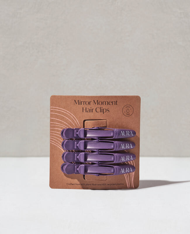Package containing four hair clips